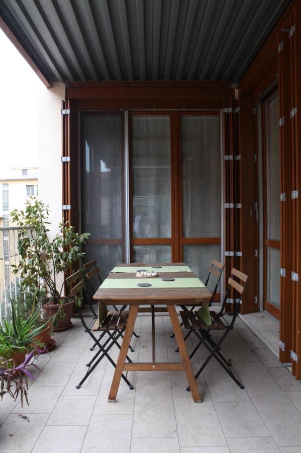 Terrace Apartment Close To Metro Station Mailand Exterior foto